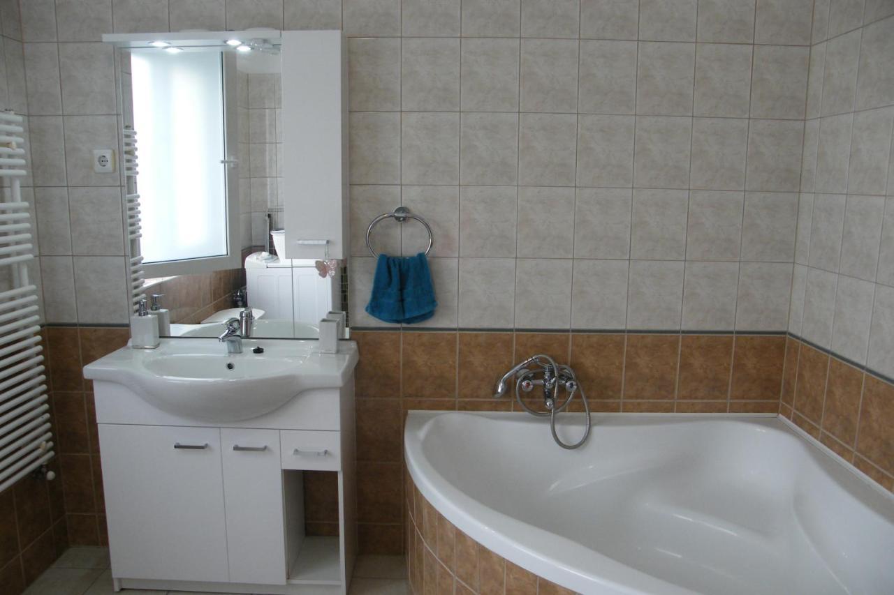 Happy Apartman Hajdúszoboszló Extérieur photo