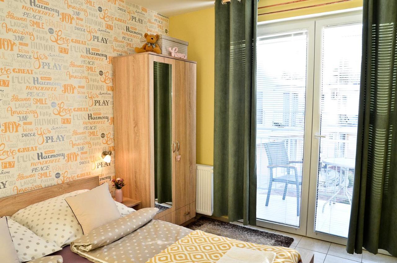 Happy Apartman Hajdúszoboszló Extérieur photo