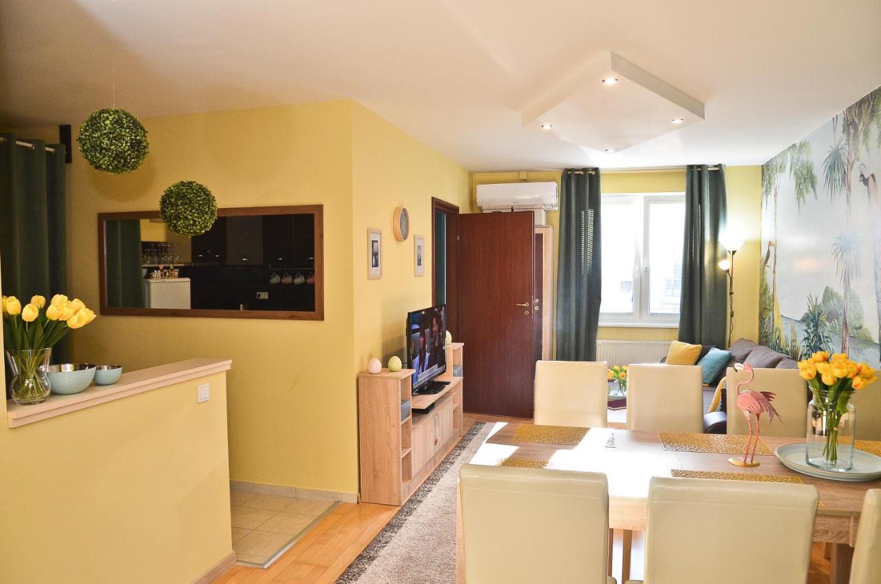 Happy Apartman Hajdúszoboszló Extérieur photo